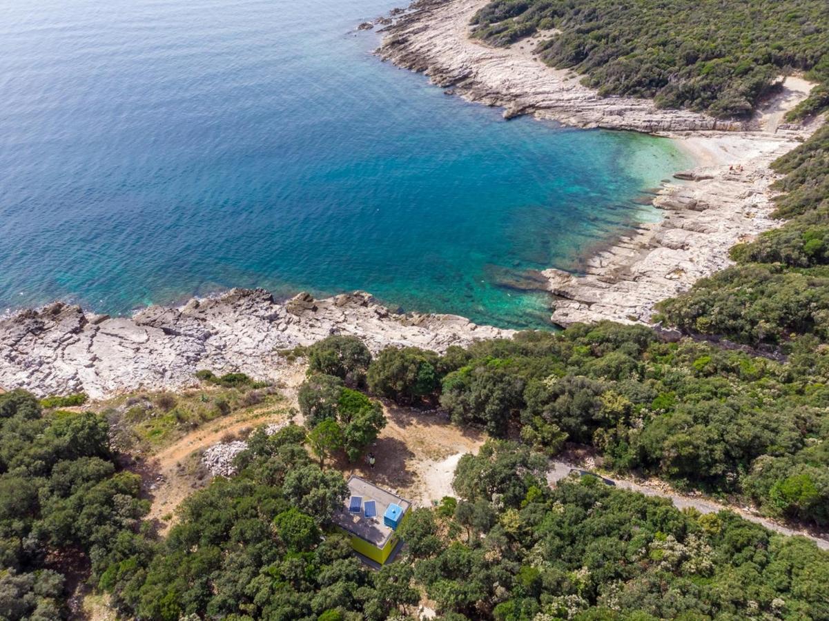 Cottage On The Kavran Beach Exterior foto